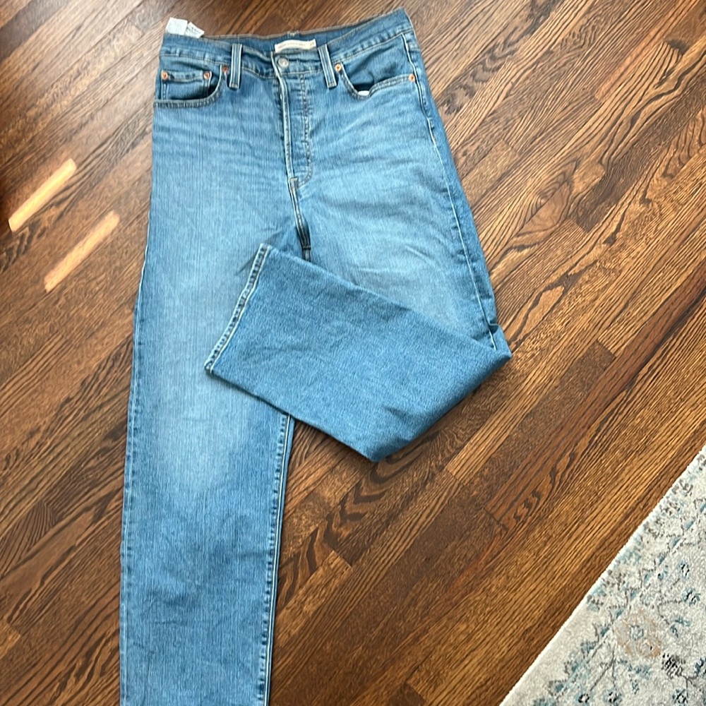 Levi’s Ribcage straight ankle jeans